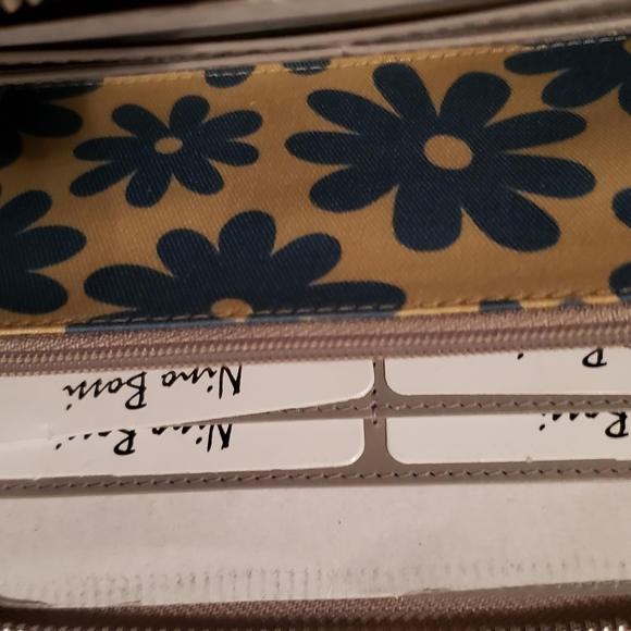 💥Sales Nino Bossi wallet - Picture 3 of 5